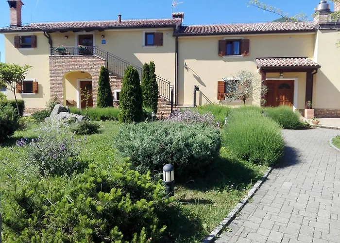 فندق مبيت وإفطار Stancija Kovacici 4*