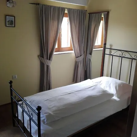 Alojamento de Acomodação e Pequeno-almoço Stancija Kovacici Opatija