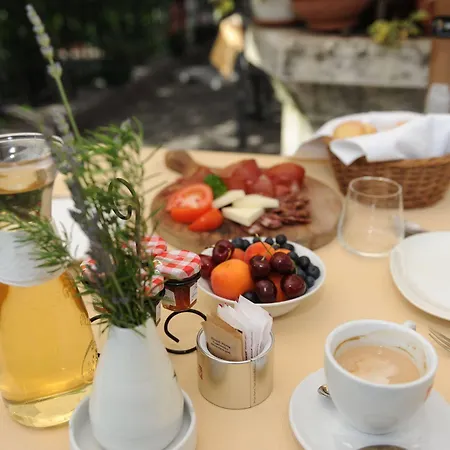 Frühstückspension Stancija Kovacici 4*